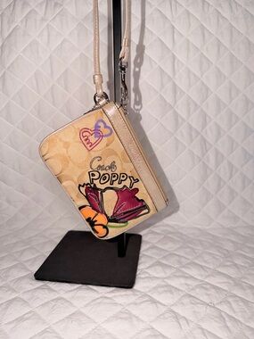 Coach Beige Poppy Floral Crossbody